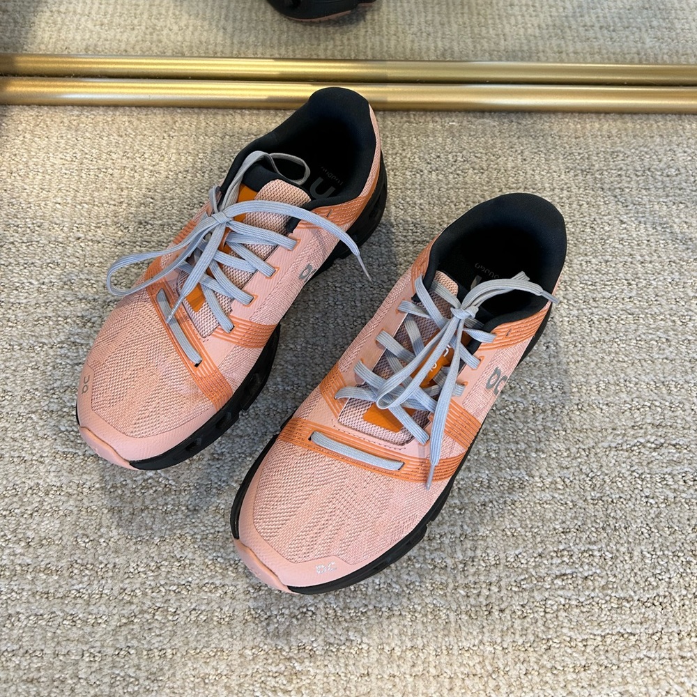 On Cloudgo Womens Size 7.5 Running Shoes Sneakers Training Athletic Gym